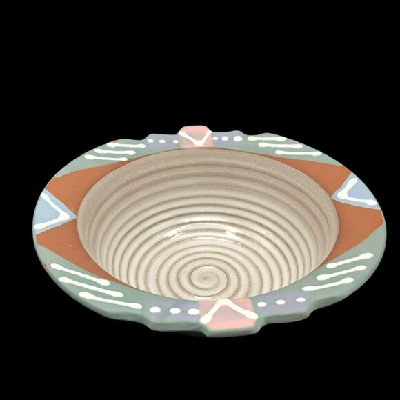 Handcrafted Terracotta Pottery Bowl Signed By Dana With Southwestern Tribal Desi - Picture 6 of 9